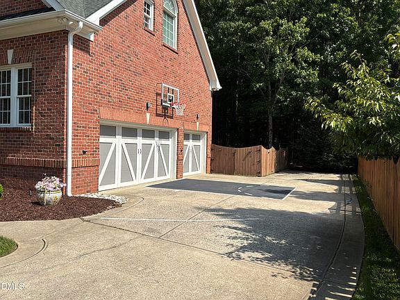 4th image of 3204 Pump Station Ln