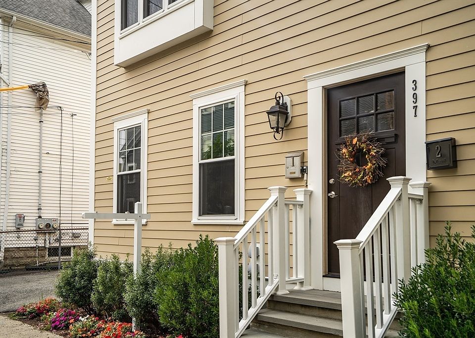1st image of 397 Norfolk St #1
