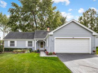 1901 Victoria Rd, Mundelein, IL 60060