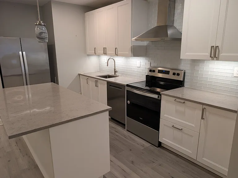 3133 Euclid Ave — Photo 3