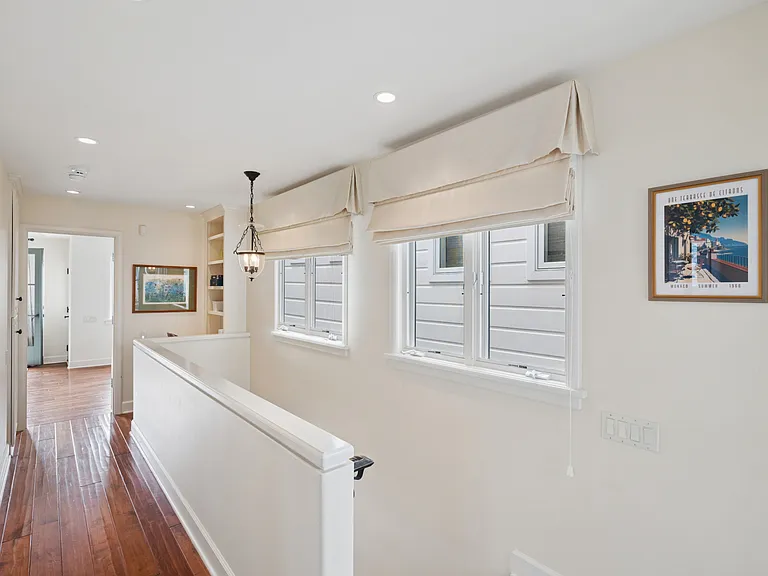 213 Coral Ave — Photo 25