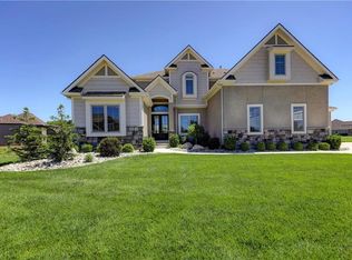 16261 Canterbury Rd, Overland Park, KS 66085