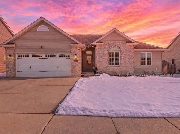 1611 24th AVENUE, Kenosha, WI 53140