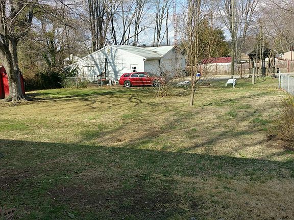 4th image of 4120 Eby Dr