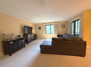 17 Hickory Hl UNIT 17, Southington, CT 06489
