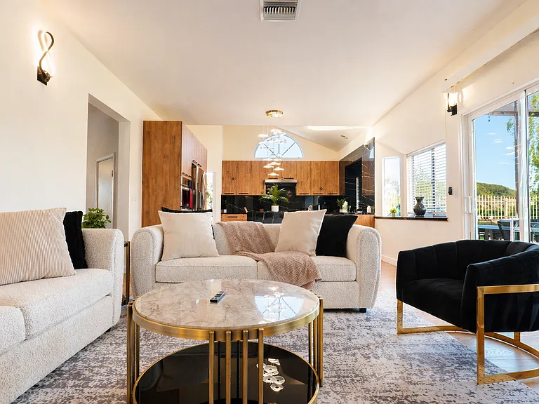 22411 Holly Ct — Photo 33