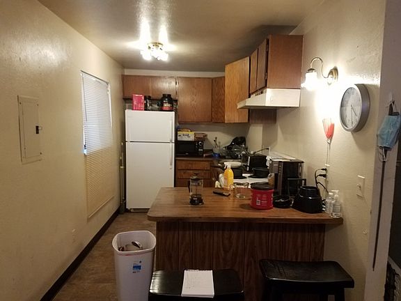 828 Marine Street #4 - kitchen