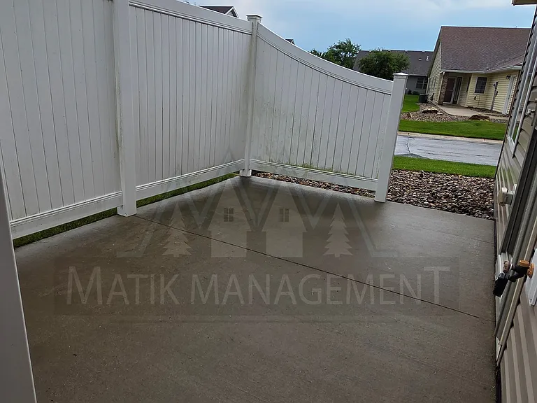 2581 Hawk Ridge Ct SE — Photo 54