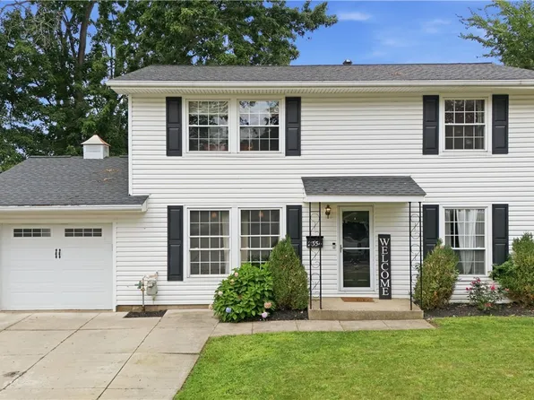 2354 Frederick Dr, Cuyahoga Falls, OH 44221
