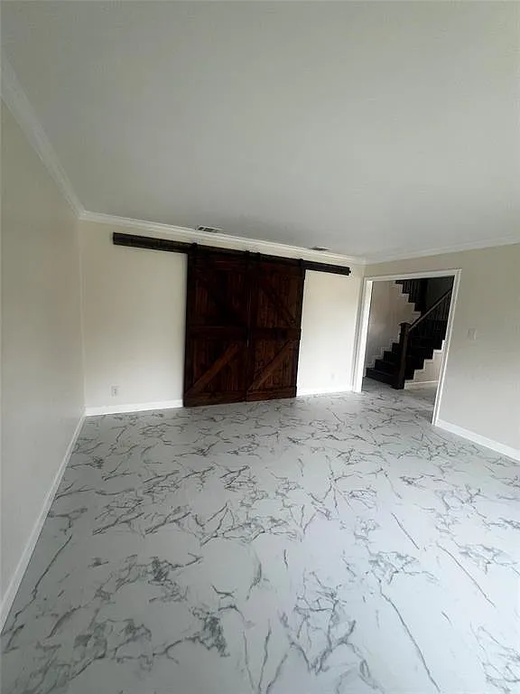 4 bed, 3.5 bath, 2111 sqft, $2,700 — Photo 3