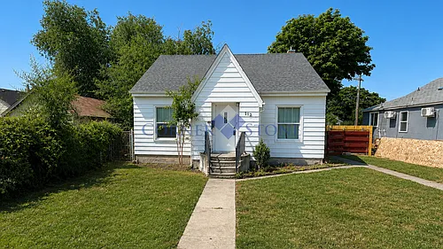 112 S Juniper St Photo 1