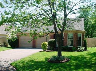 9391 Charter Dr, Indianapolis, IN