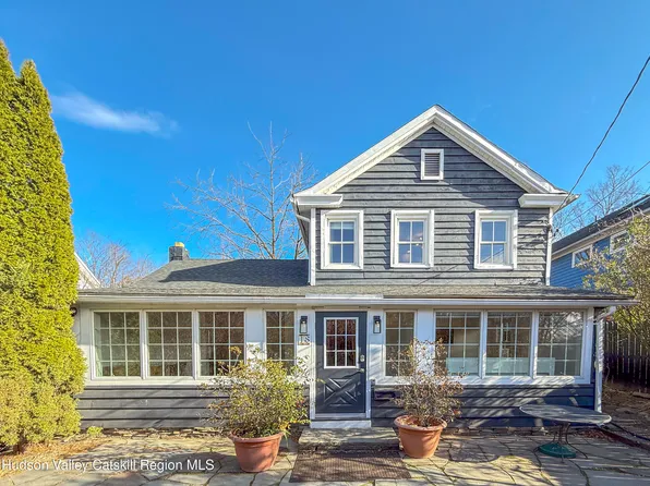 18 Rock City Rd #A, Woodstock, NY 12498