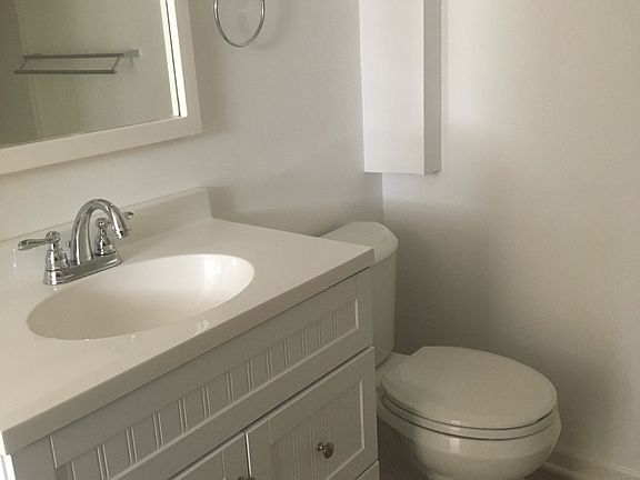 Basement full bath