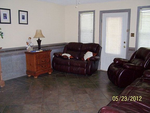 2nd image of 603 Shirey Ln