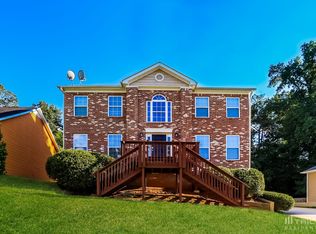 1300 Vonda Ln, Mableton, GA 30126