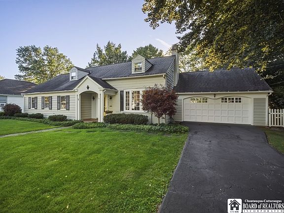 2nd image of 15 Hazel Ave