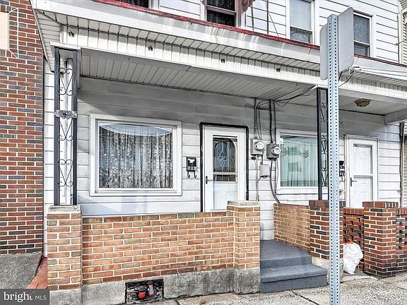 2nd image of 504 Sunbury St