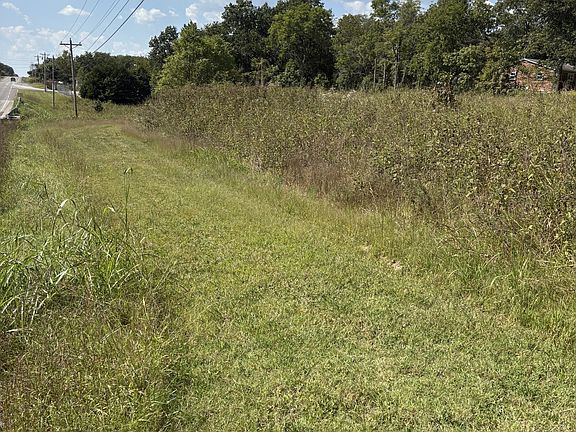 3rd image of 1946 Fayetteville Hwy