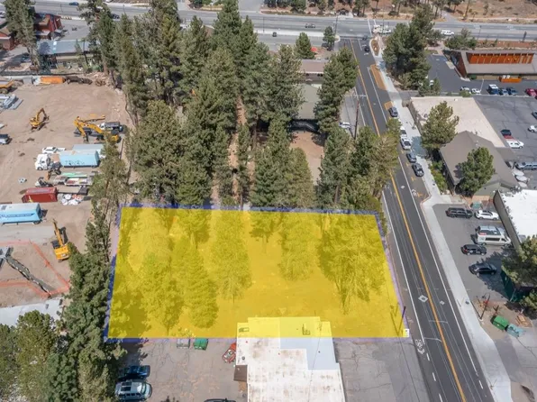 76 Laurel Mountain Rd, Mammoth Lakes, CA 93546