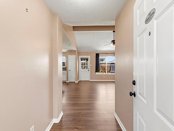 4th image of 16269 Sun View Ln