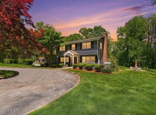 73 Thunder Mountain Rd, Greenwich, CT 06831