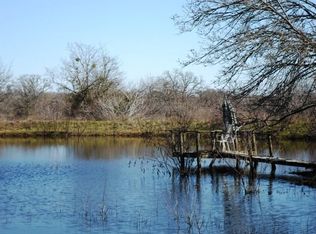 662 N County Line Rd, Elgin, TX 78621