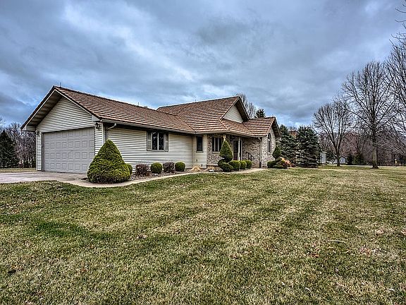 2nd image of 27 Riverview Dr