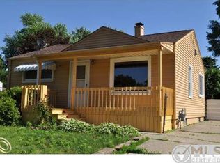 1136 Hawthorne Ave, Ypsilanti, MI 48198