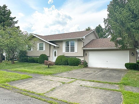 2nd image of 119 Donny Dr