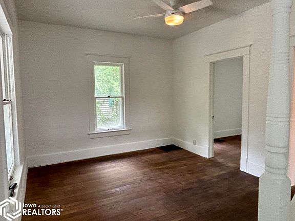 3rd image of 51 S Maple St
