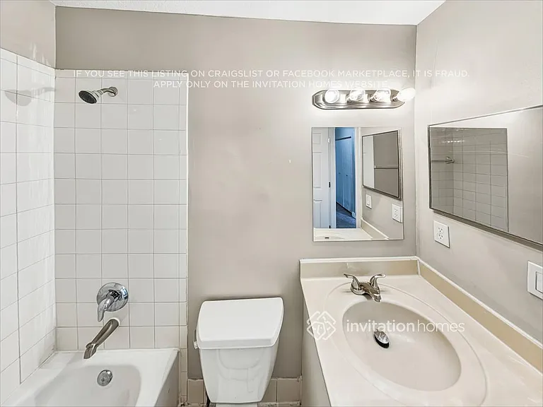 4942 SW 66th Ter — Photo 18
