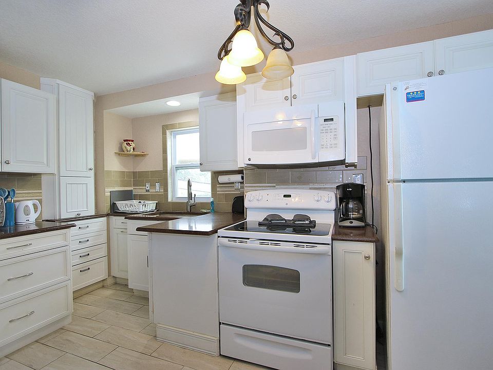1st image of 809 N 4th Ave #B
