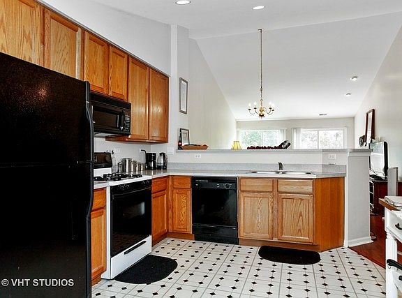 5th image of 2926 Kentshire Cir #2926