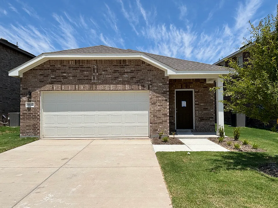 5512 Hastings Ln