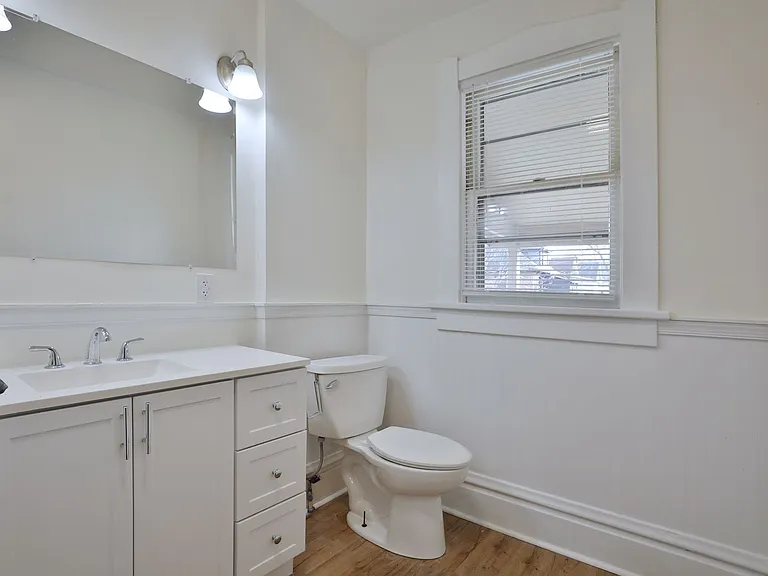 229 E 11th Ave — Photo 25