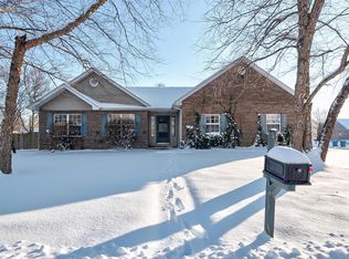 123 Hillside Dr, New Baden, IL