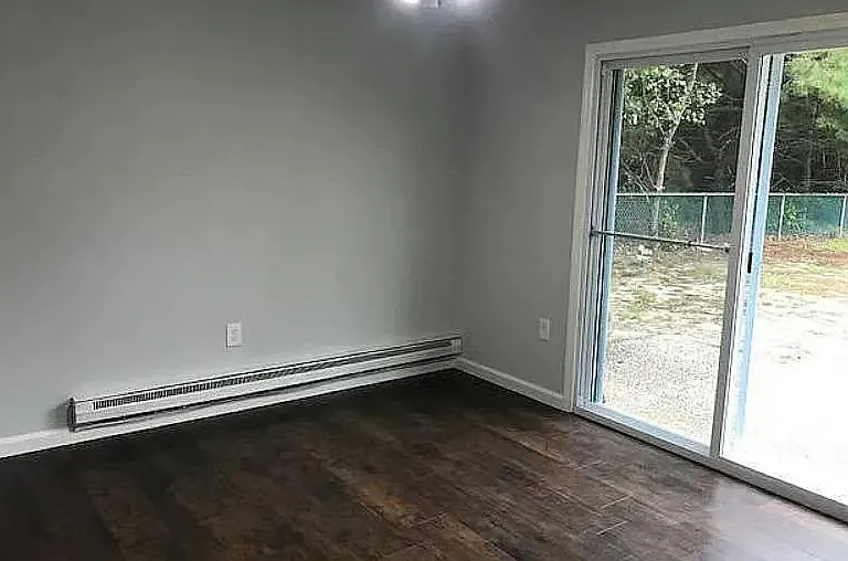 135 Bay Shore Dr — Photo 7