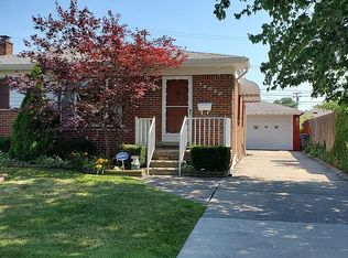 18032 Prosper Ave, Eastpointe, MI 48021