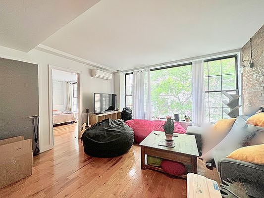 1st image of 72 Willoughby St #2NDE
