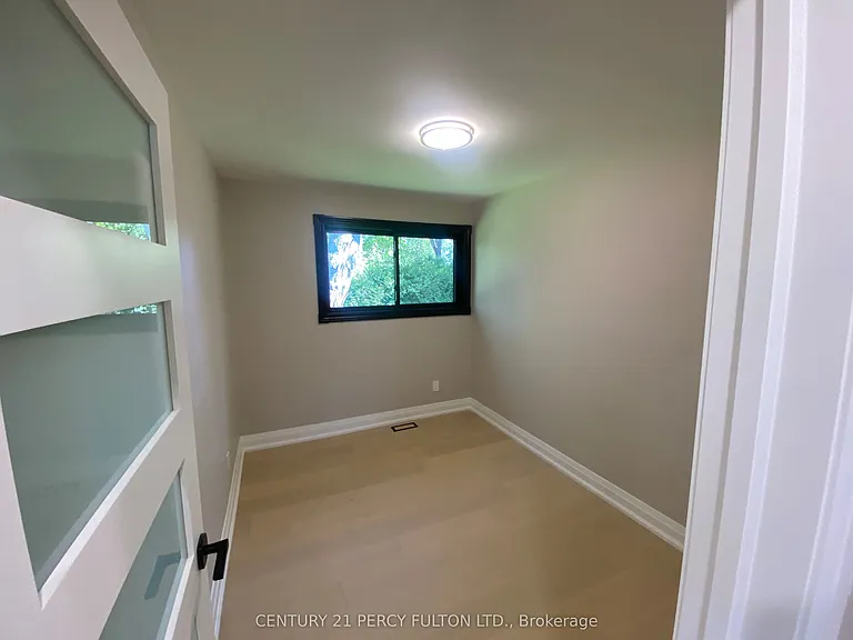 2 Walkers Ln — Photo 17