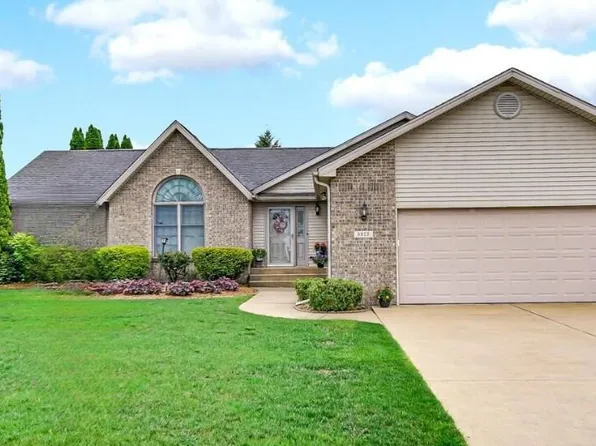 5325 Gull Dr, Schererville, IN 46375