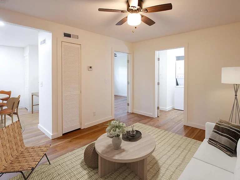 712 Summit Ave #18A — Photo 5
