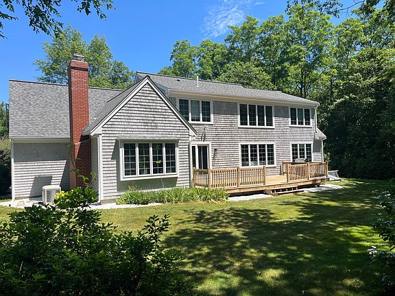 4th image of 81 Acadia Drive