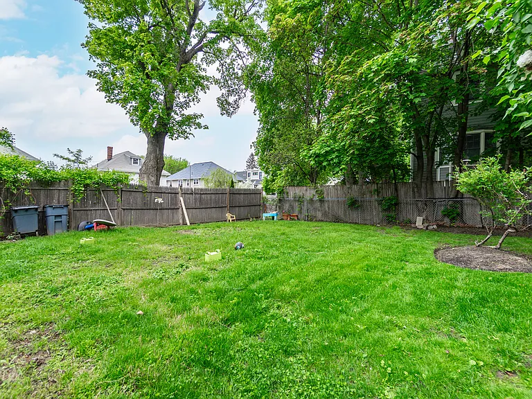279 Concord Ave #2 — Photo 4