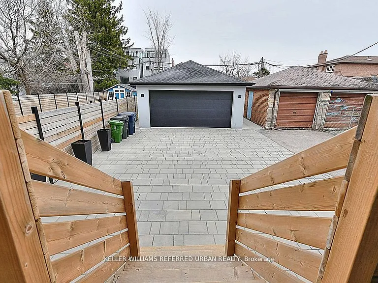 613 Harvie Ave — Photo 30