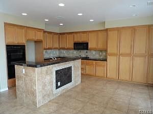 3rd image of 6658 Jasper Dr