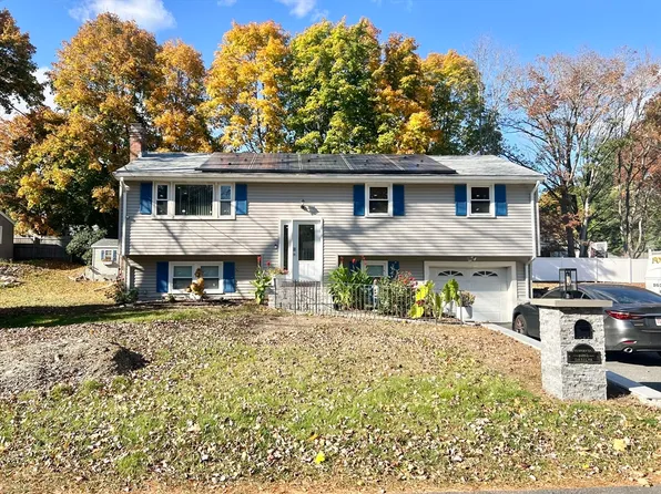 89 Brian Dr, Brockton, MA 02301