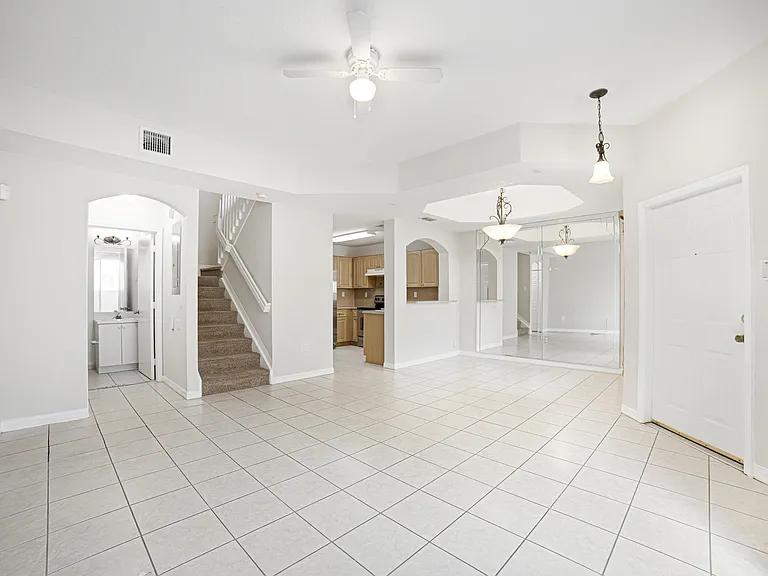 765 SW 107th Ave #2303 — Photo 8