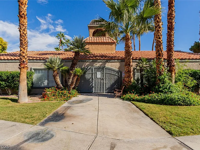 221 Mission Catalina Ln #101 — Photo 27